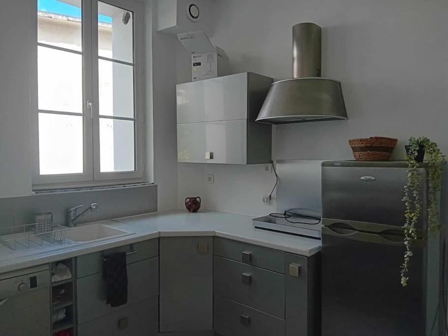 Charmant Deux Pieces A Arcueil, Mitoyen A La Maison Des Examens Apartman Kültér fotó